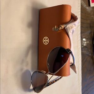 Tory Burch brown aviator sunglasses